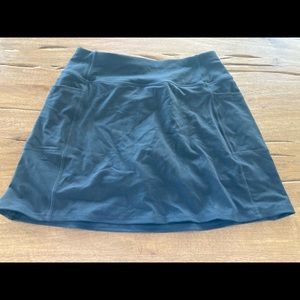 Sketchers skirt